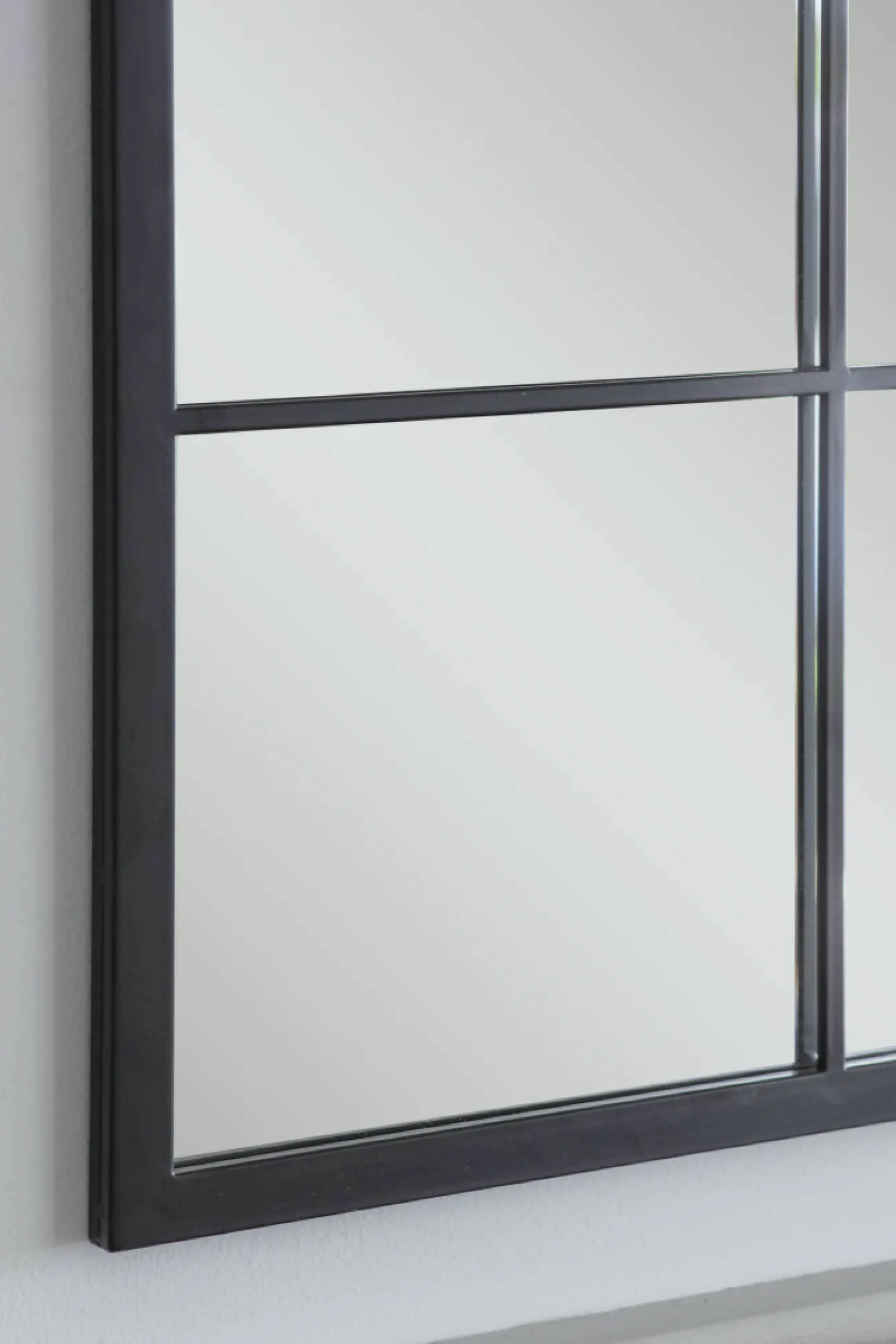 Square Steel Window Mirror Edge Detail - Coates & Warner