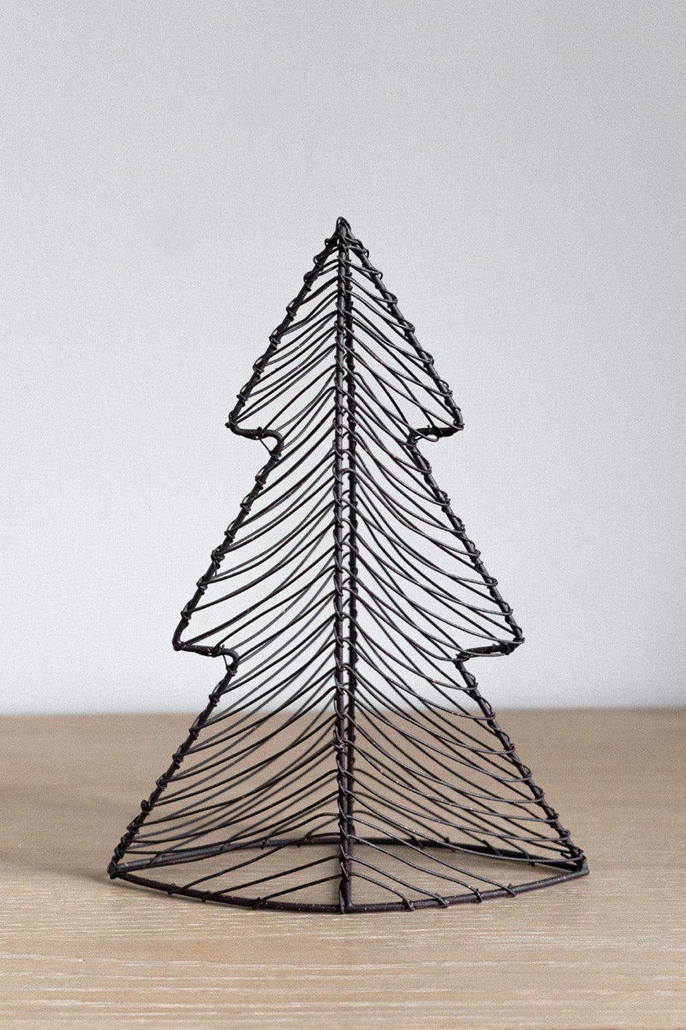 Majani Rustic Wire Tree Decoration